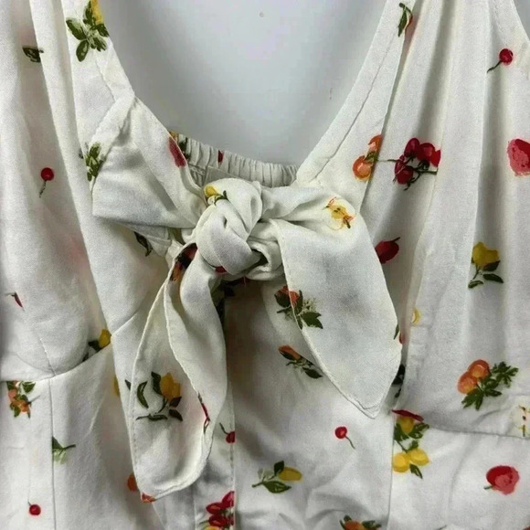 JAPNA Top Womens Size L Sleeveless Peplum Tie Front Blouse Ruffles Fruit Motif - Picture 2 of 8